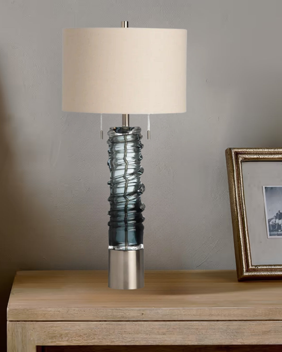 Guildford swirl twins pull chain table lamp / Pair